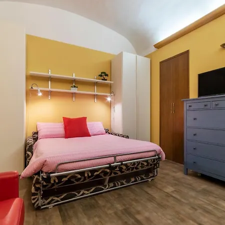 아파트 Guest Host - Rione Prati Quiet & Cozy *