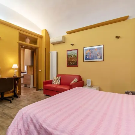 Guesthost - Rione Prati Quiet & Cozy Apartment Rome