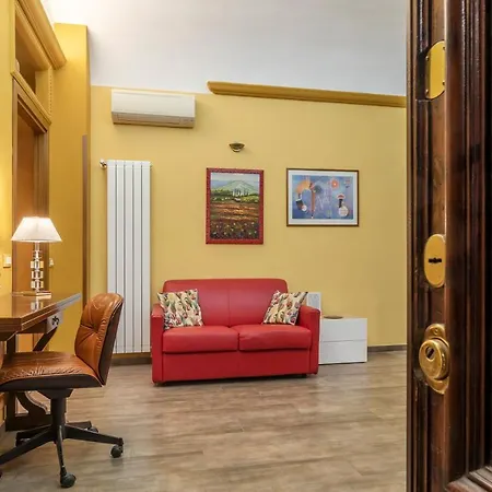 Guesthost - Rione Prati Quiet & Cozy Apartament *