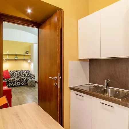 Apartment Guest Host - Rione Prati Quiet & Cozy